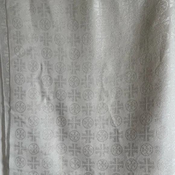 TORY BURCH Jacquard Traveler Scarf In New Ivory Logo Wool Silk Blend 30x76 Wrap - Picture 14 of 15